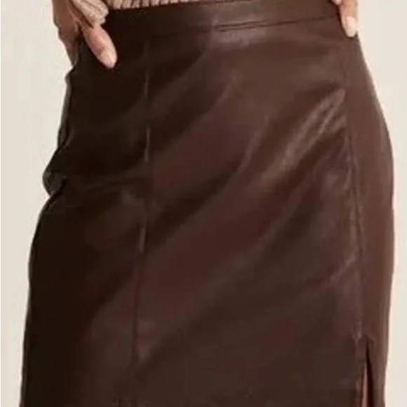 Abercrombie & Fitch Brown Mini Skirt - Picture 3 of 5